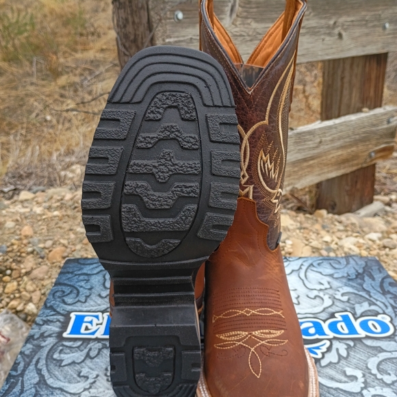 Brown Western Cowboy Boots - Picture 4 of 4